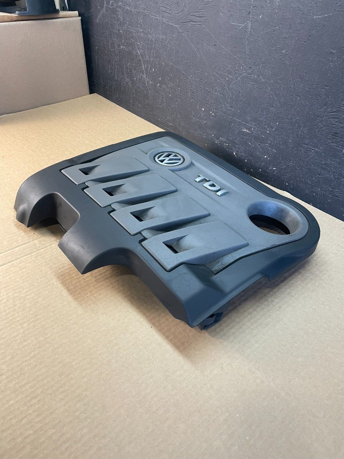 2006 to 2011 Volkswagen Golf TDI Engine Motor Cover AF3526 DG1