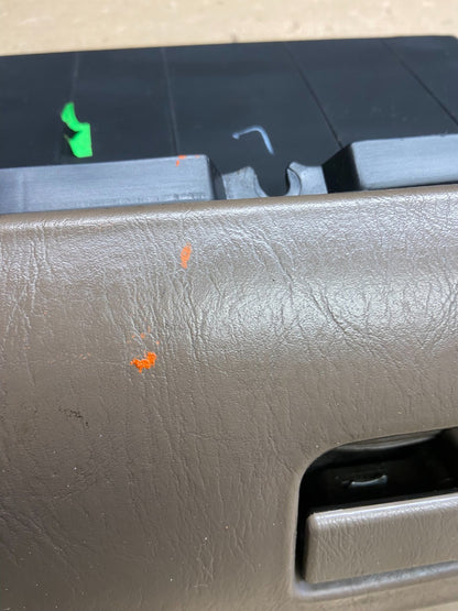 1998 2003 Toyota Sienna Front Right Passenger Storage Glove Box AH3774 DG2