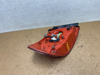 2005 to 2006 Infiniti G35 Right Passenger Side Tail Light OEM T0771 DW6