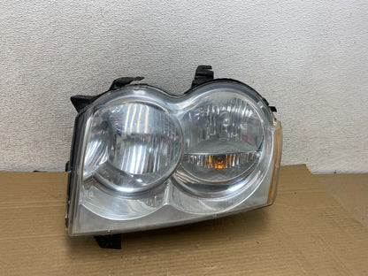 2005-2007 Jeep Grand Cherokee Left Driver LH Halogen Headlight AG8923 DW0