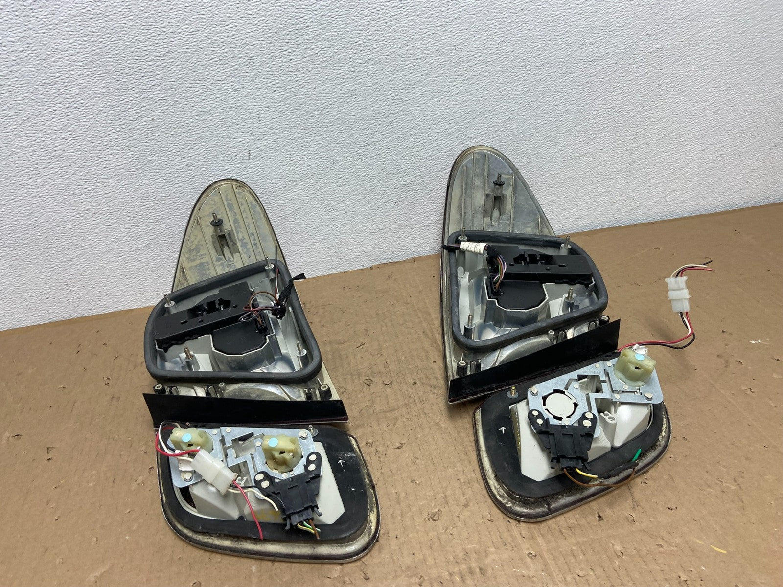 1998 - 2003 Mercedes Benz W208 CLK Left+Right Side Tail Lights + Inner AB6678 DW6