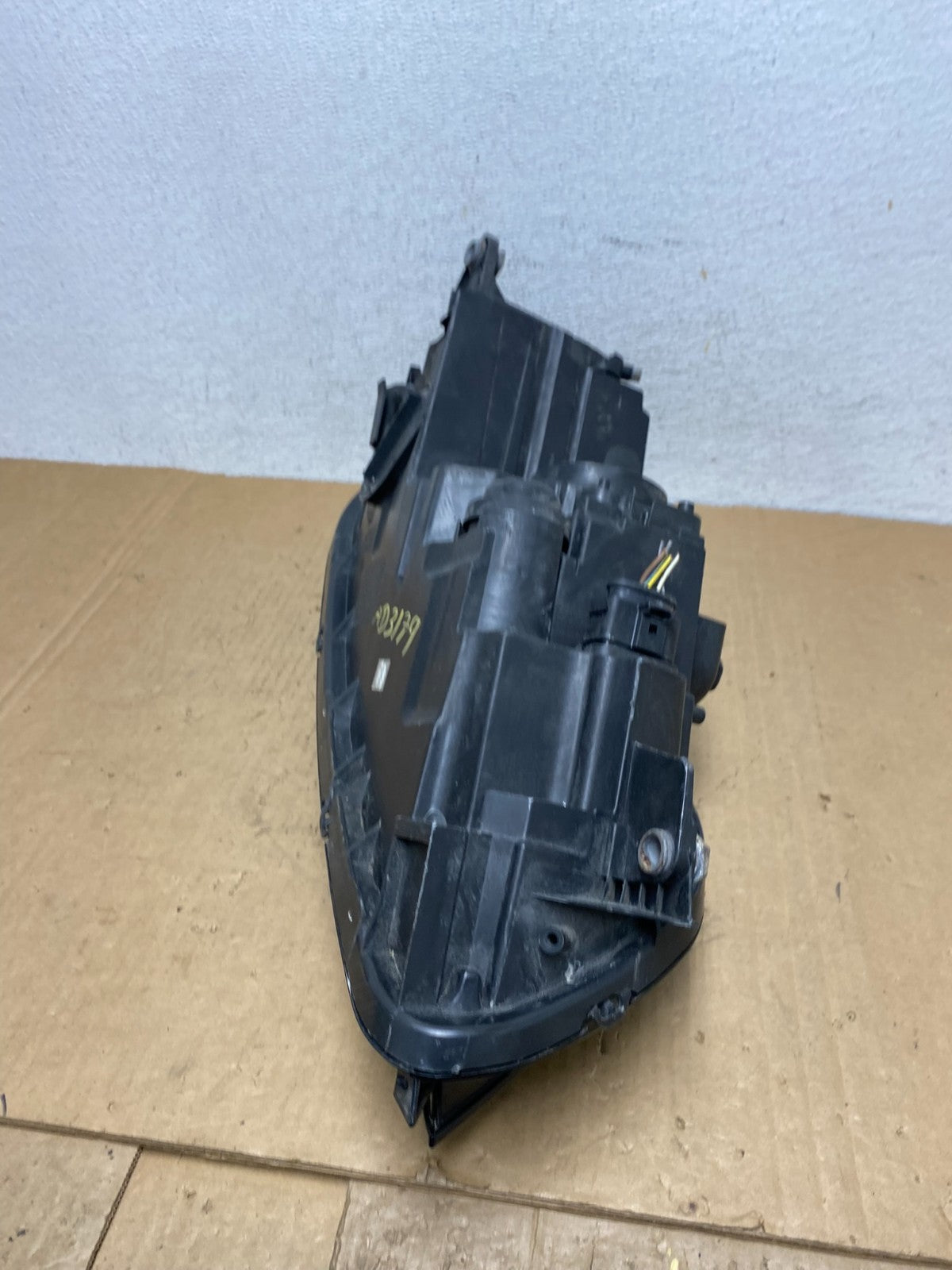 2012-2015 Volkswagen Passat Left Driver LH Side Halogen Headlight AD3179 DW6