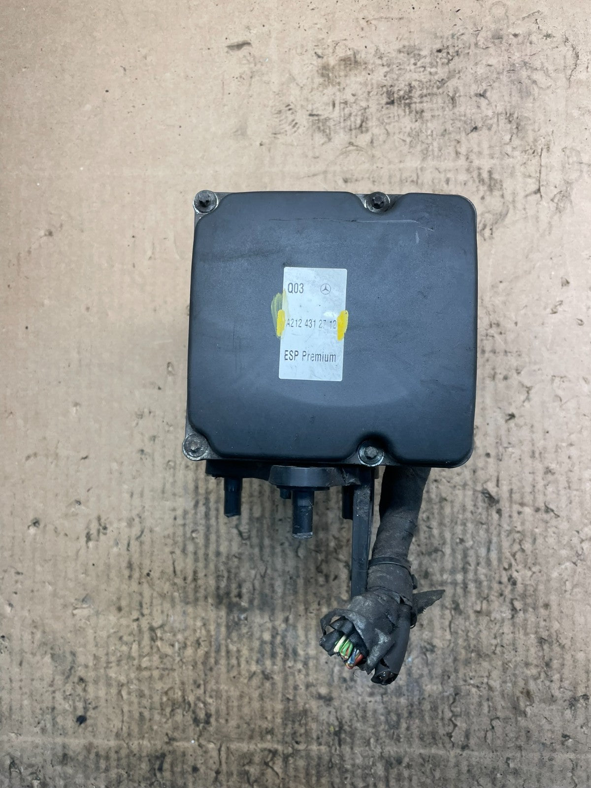 2010 to 2013 Mercedes W212 E500 E350 ABS Anti Lock Brake Pump Module S8418 DG4