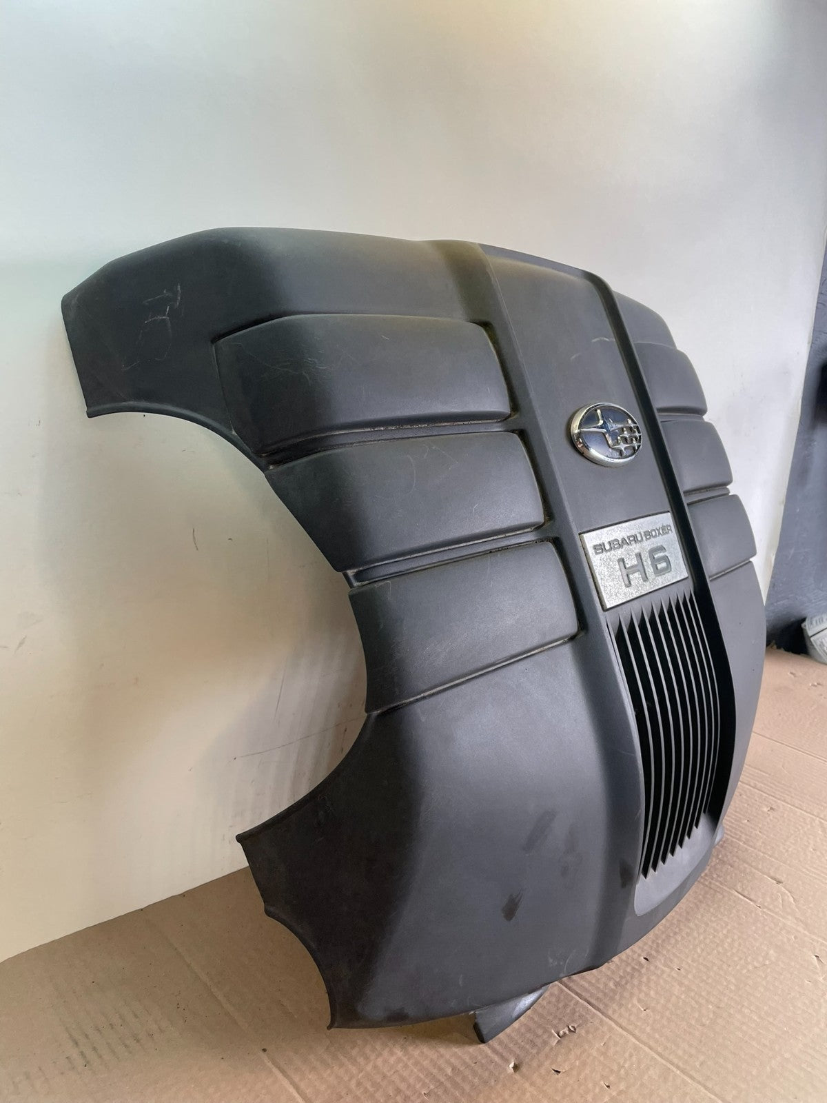 2007 to 2014 Subaru Tribeca 3.0L Factory Engine Cover 14025AA24A ah6487 DG2