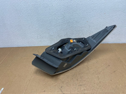 2011 - 2015 Hyundai Sonata Hybrid Right Passenger Tail Light AD0958 LK4