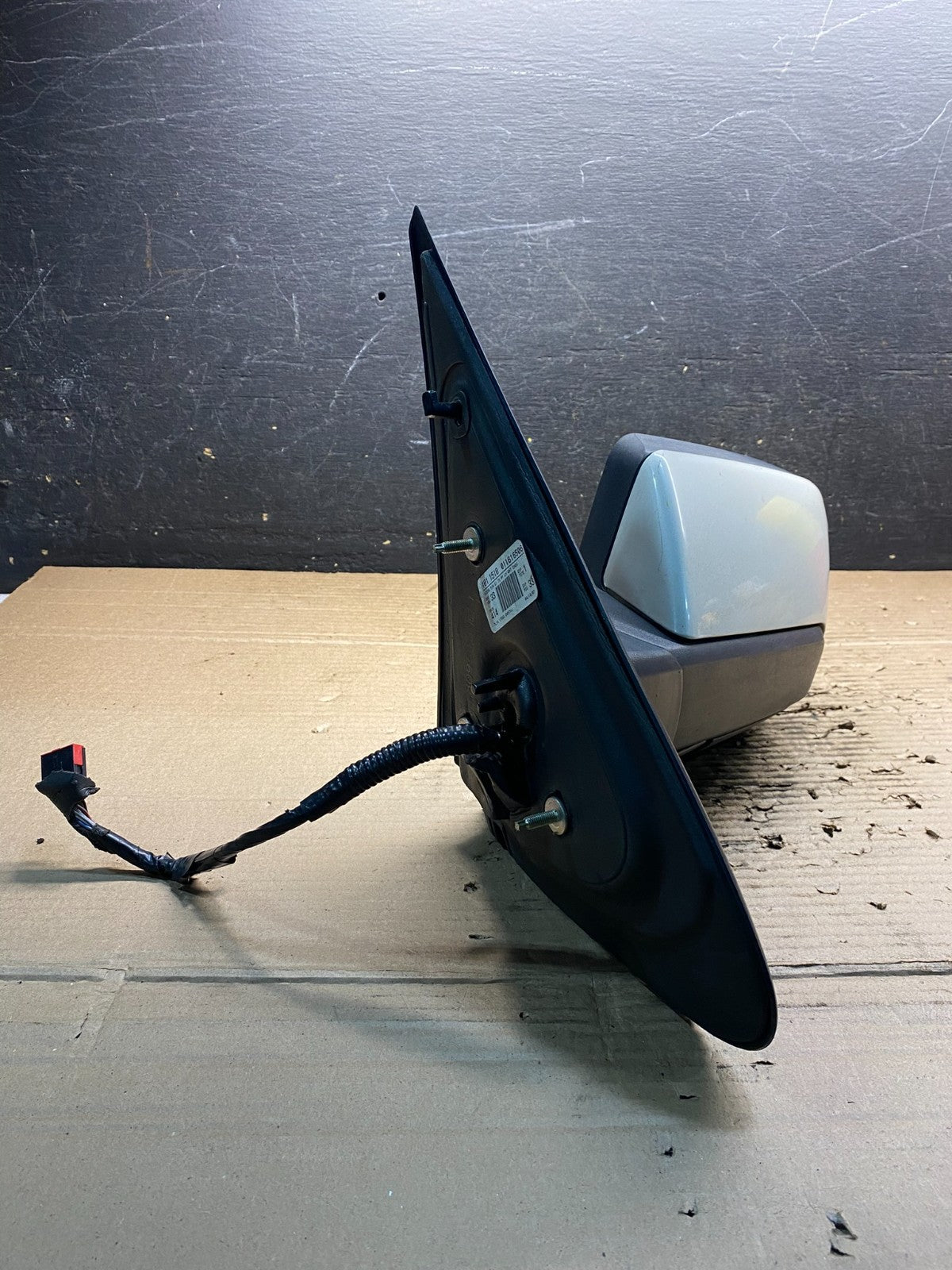 2007-2011 Ford Expedition Left Driver View Door Mirror AA3354 MS1