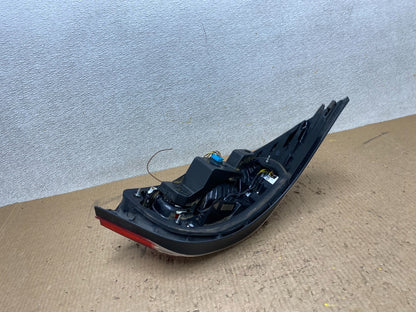 2008 2009 2010 BMW 5 525i 530i Right Passenger Rh Tail Side Light W7542 DW6