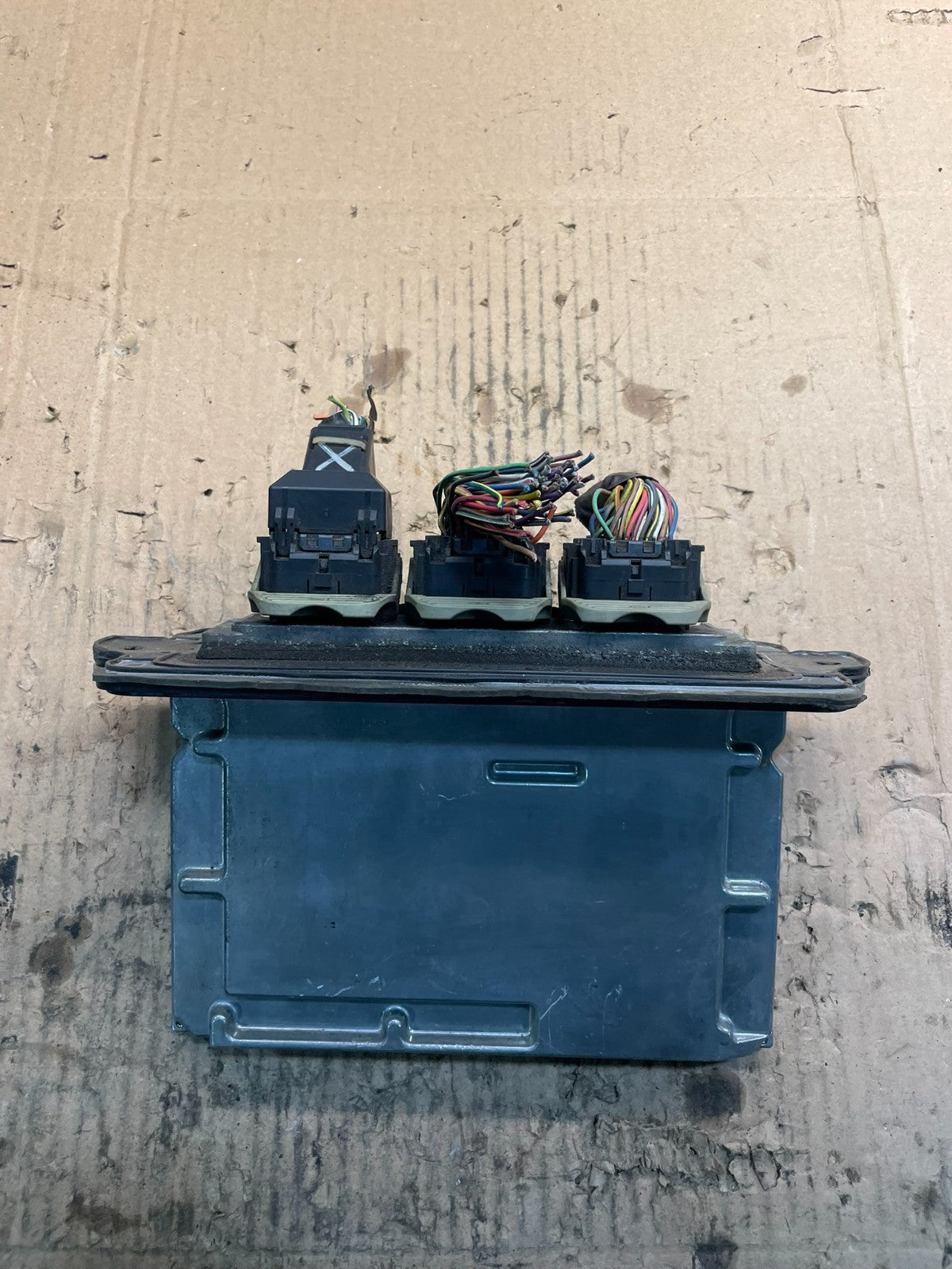 2004 Ford Explorer Engine Control Computer 4L2A-12A650-DJ v2090 DG0