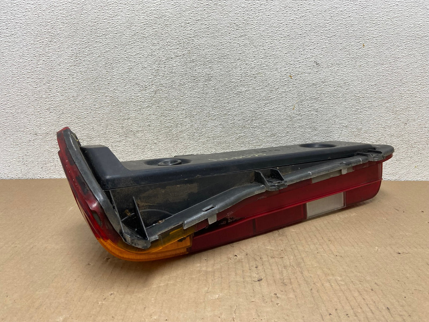 1977-1985 Mercedes-Benz W123 240D Left Driver LH Side Tail Light AG7934 LK7