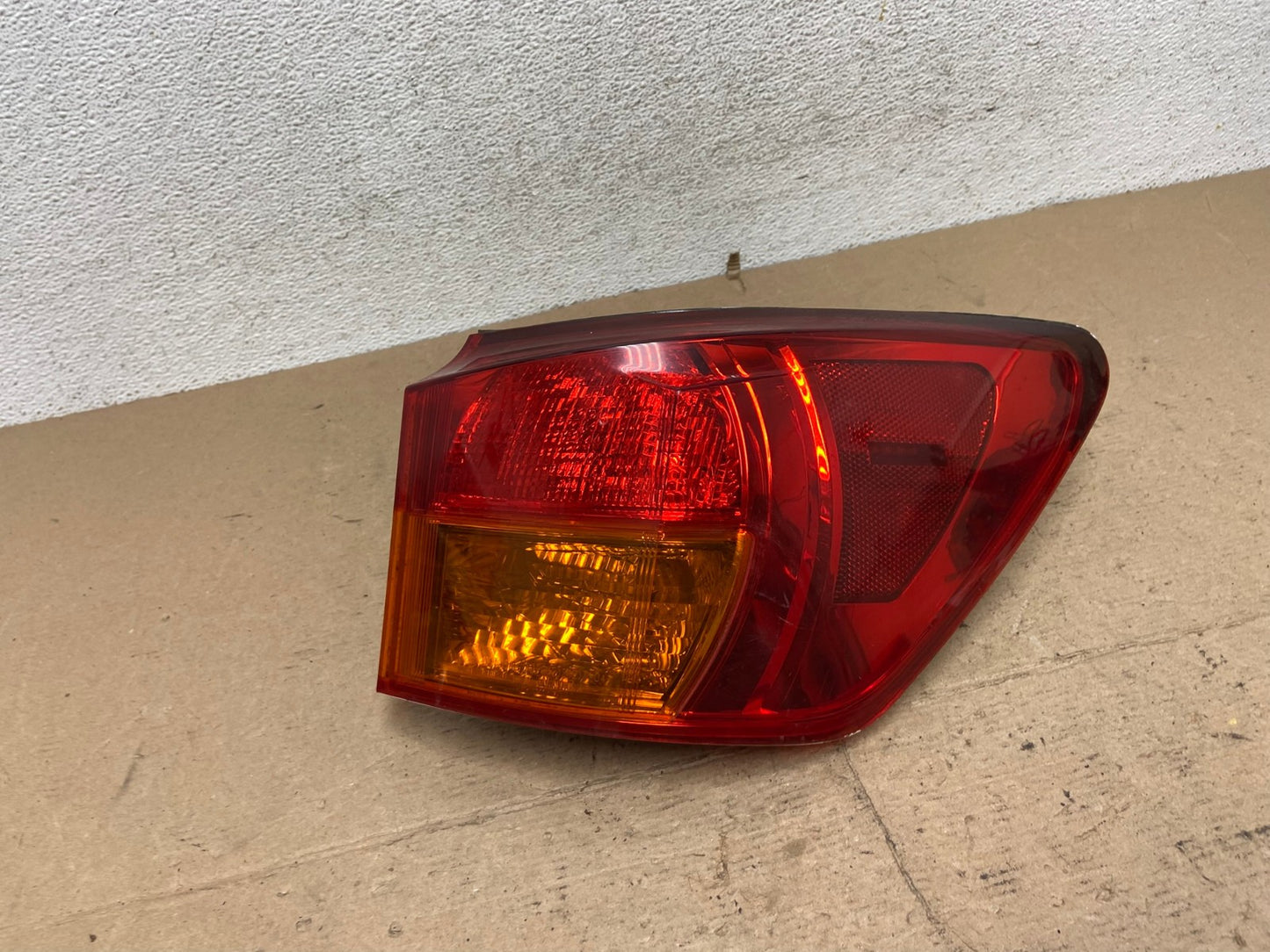 2006-2008 Lexus IS250 Right Passenger Rh Side Outer Tail Light AF5124 LK0