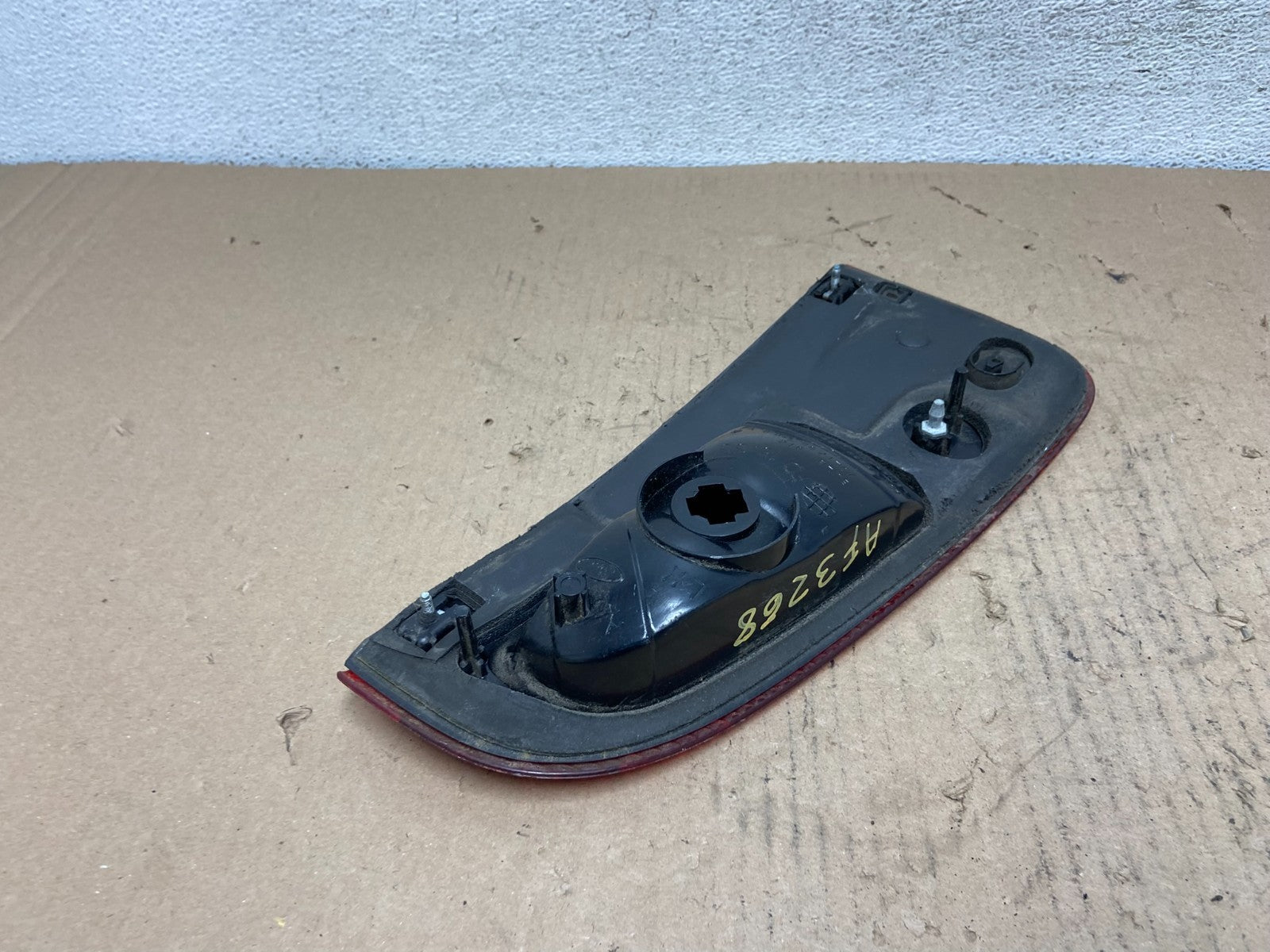 1998-2002 Lincoln Navigator Left Driver Lh Side Tail Light Inner AF3268 DW4