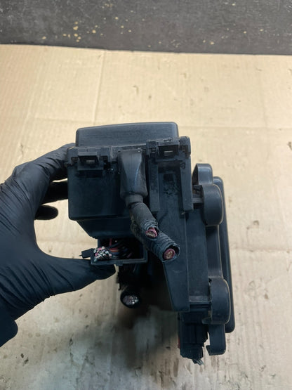 2007 Jeep Grand Cherokee Integrated Power Fuse Box 04692109ac X8441 DG3