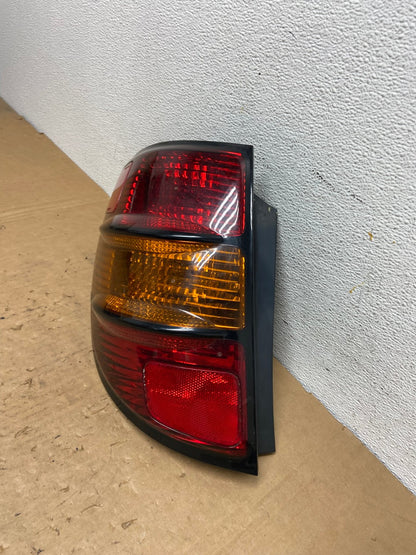 2003 - 2008 Pontiac Vibe Left Driver LH Side Tail Light AD3267 LK1