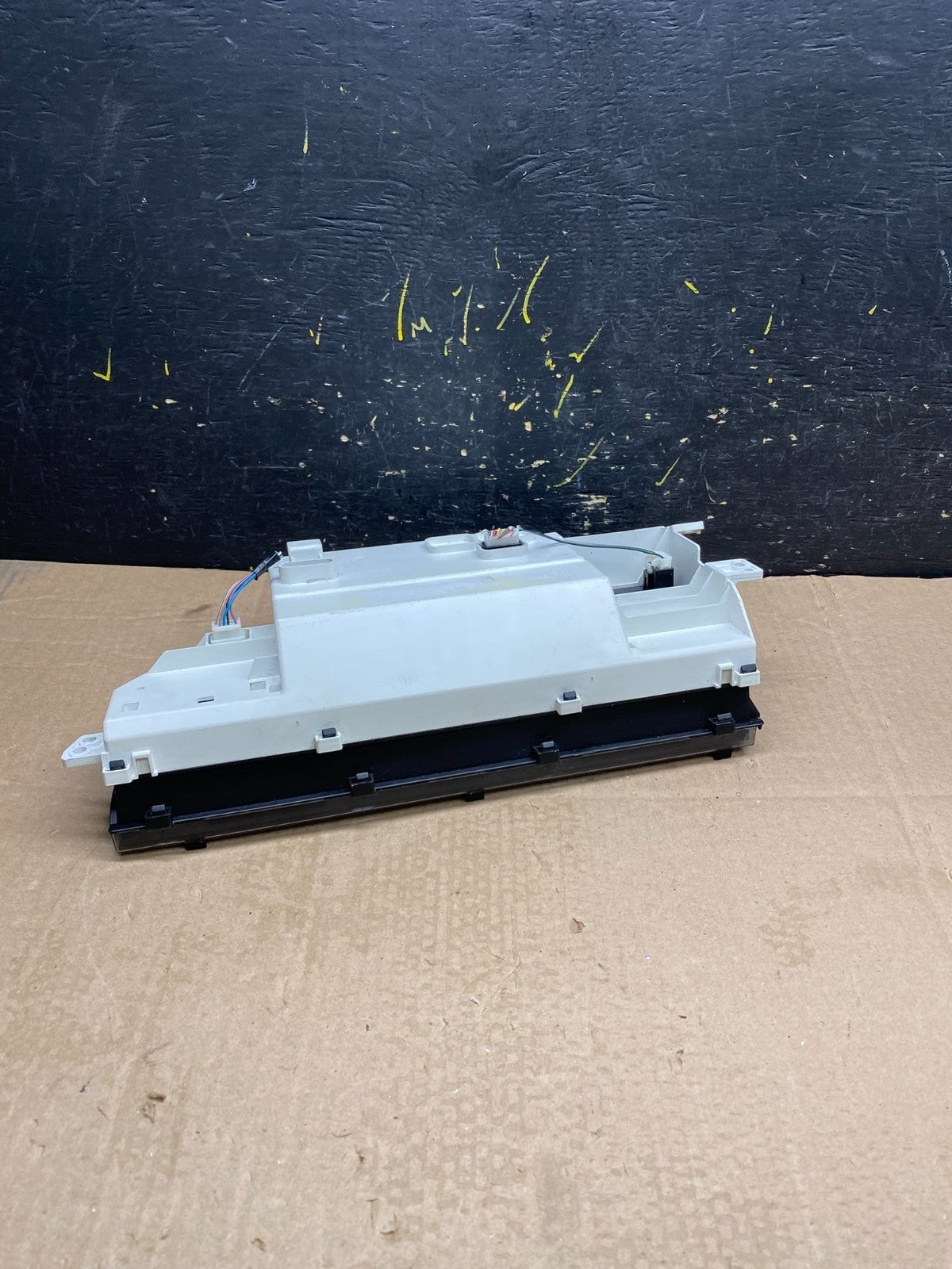 2005 to 2007 Toyota Avalon Information Display Screen Y9994 DG6