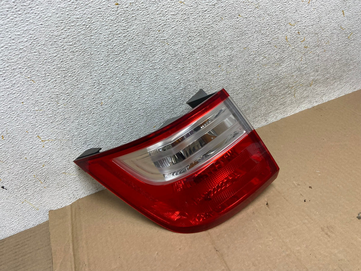 2011 2012 2013 Honda Odyssey Left Driver Side Tail Light AI1159 LK2