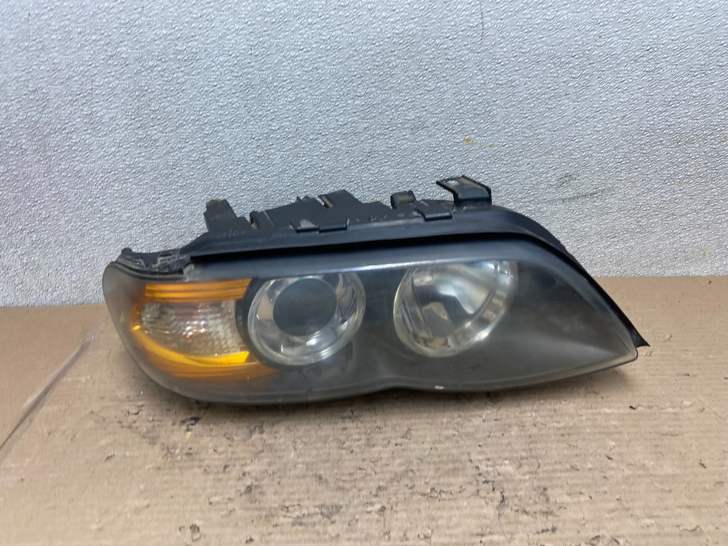 Halogen 2004 2005 2006 Bmw E53 X5 Right Passenger Headlight OEM AA9702 DW0