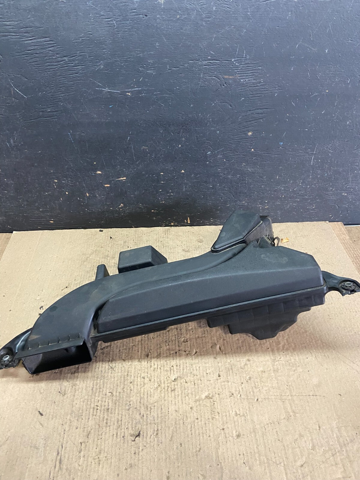 2013 to 2018 Nissan Altima 2.5L Front Air Cleaner Intake Duct Tube O0577 DG1