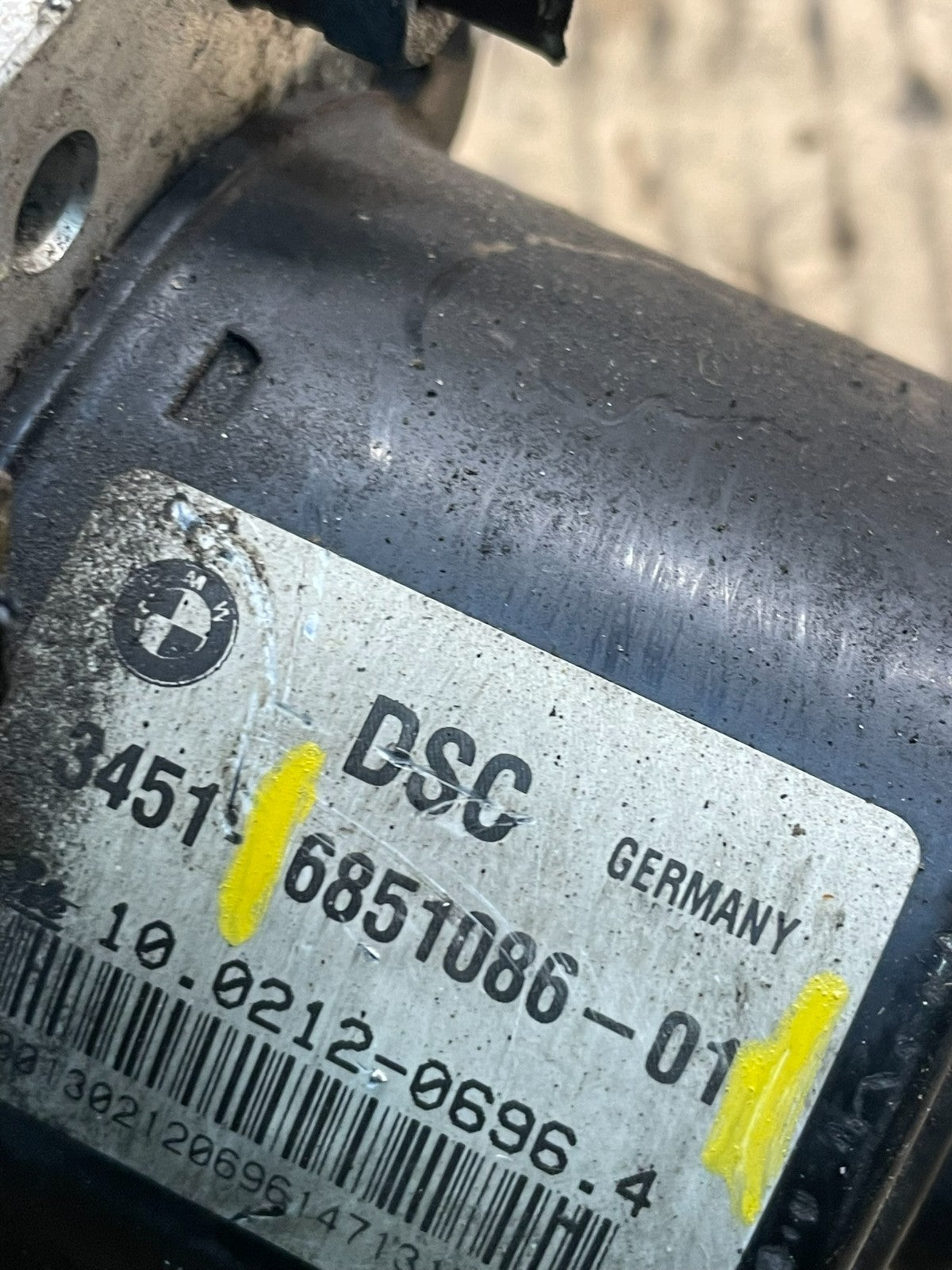 2011 to 2013  BMW X3 ABS Anti-Lock Brake Pump 3451 6851086-01 OEM X8602 DG6