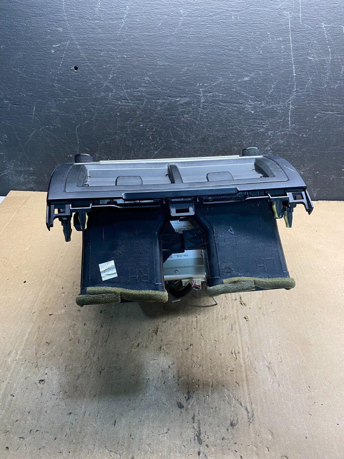 2012- 2013 Toyota Camry Radio CD Navigation Screen Display AE7867 DW4