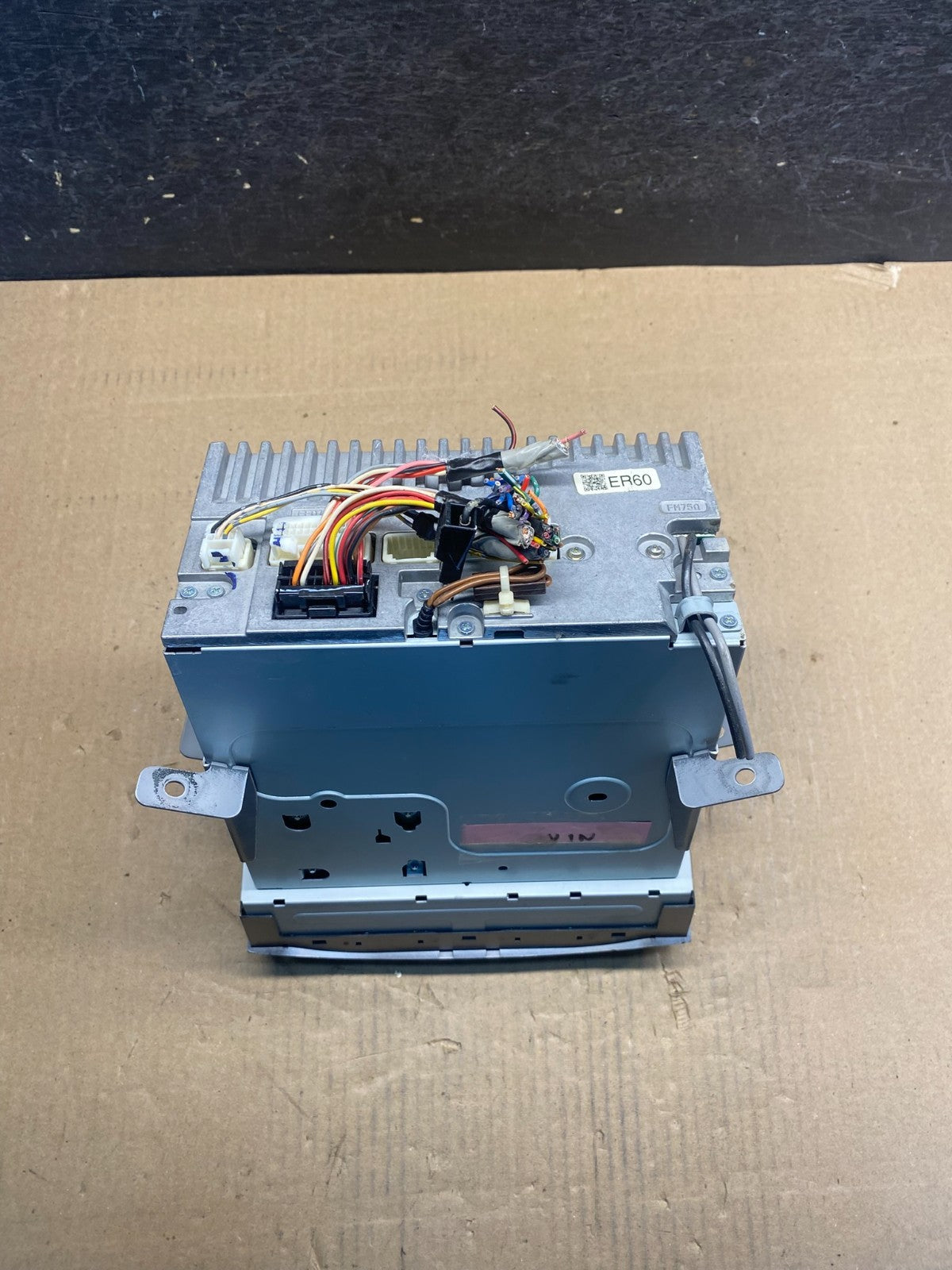 2010 to 2012 Subaru Legacy AM FM CD MP3 Radio Player AH4790 DG5