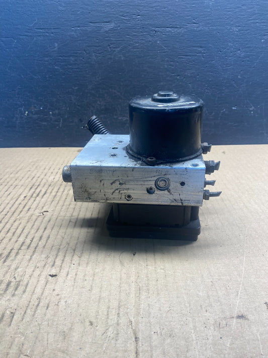 2004-2012 Nissan Titan 4WD ABS Anti-Lock Brake Pump Module 47660-ZR20B AC90090