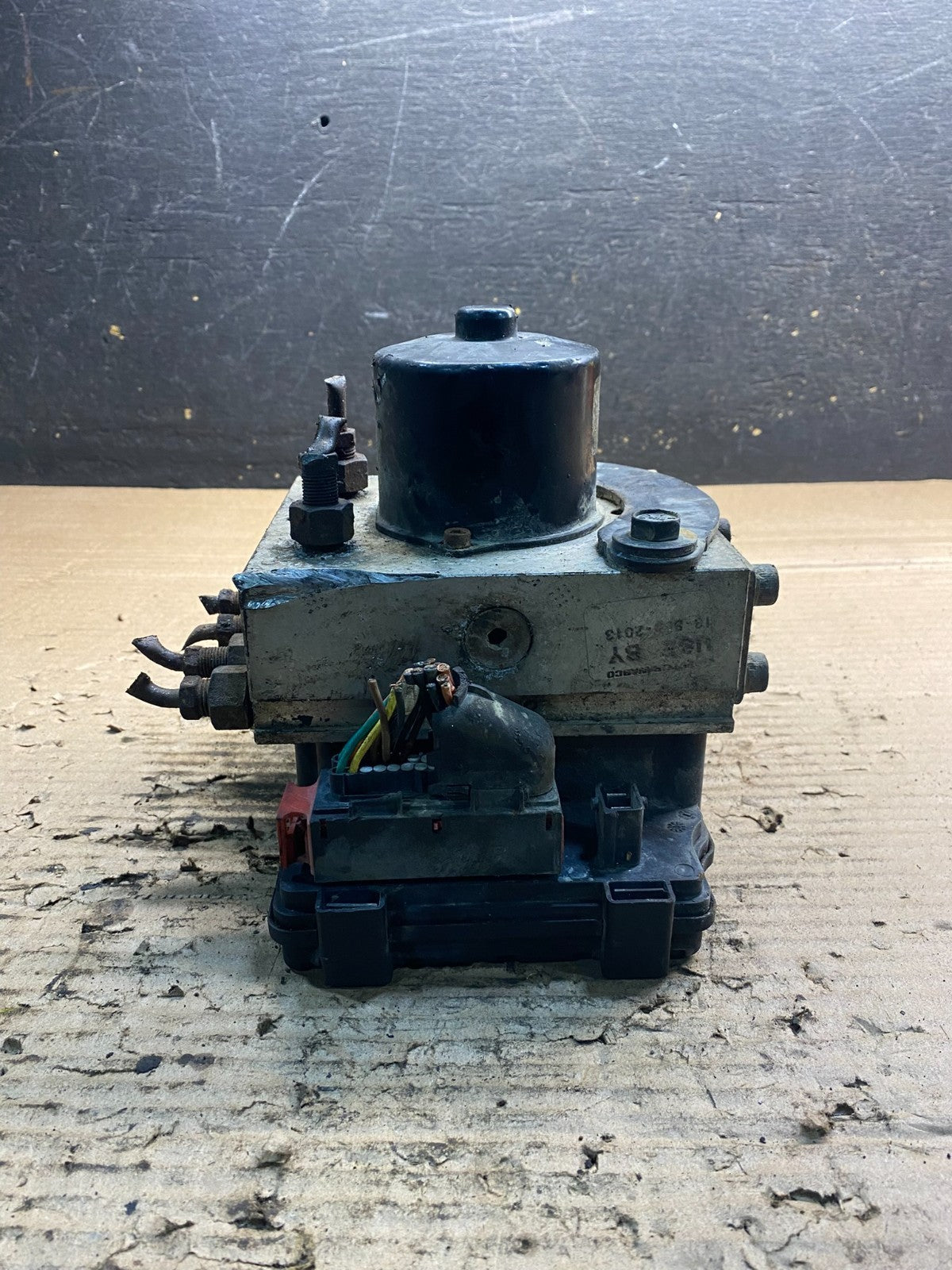 Wabco ABS Pump Hydraulic W/ Module P/N 4460470002 AD7586 DG4