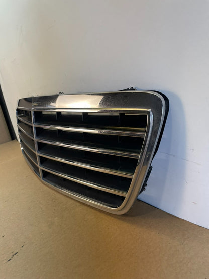 2000 to 2003 Mercedes Benz E-Class E320 E55 Front Upper Grill Grille AH0323 DG1