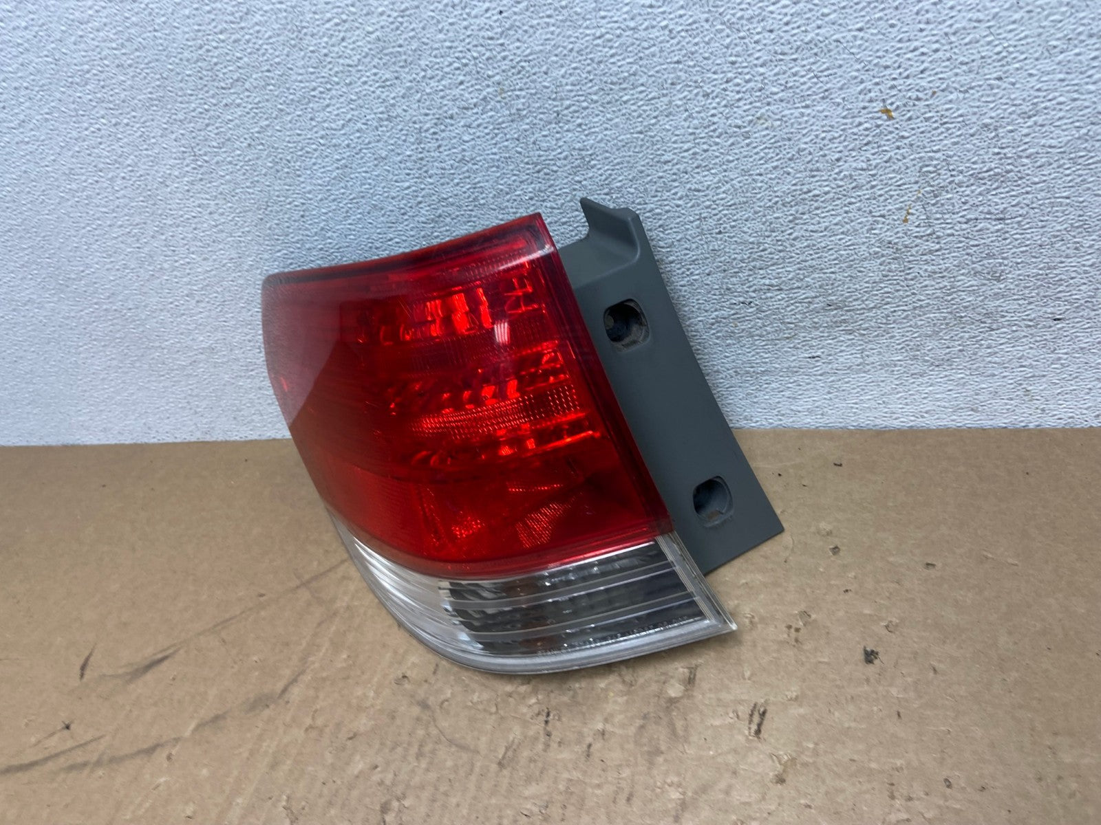 2008 2009 2010 Honda Odyssey Left Driver LH Side Tail Light AG1133 LK1