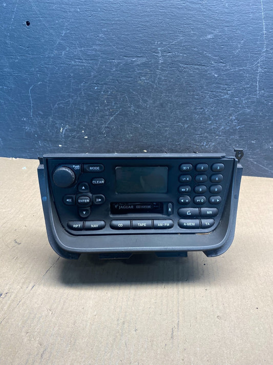 1998 to 2003 Jaguar XJ-8 Radio Stereo Deck AE77070