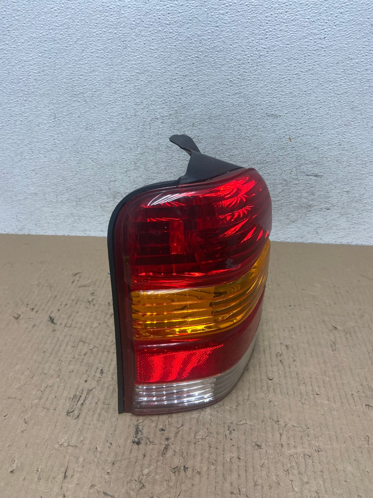 2001 to 2007 Ford Escape Left Driver Lh Side Tail Light AFTERMARKET AF7036 LK2