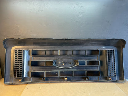2008 to 2014 Ford Econoline E150 E250 Front Upper Chrome Grill Grille AB7892 DG6