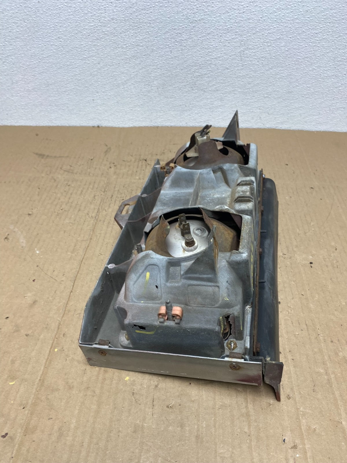 1975 to 1976 Cadillac Eldorado Driver Left Side Left Headlight AB82518