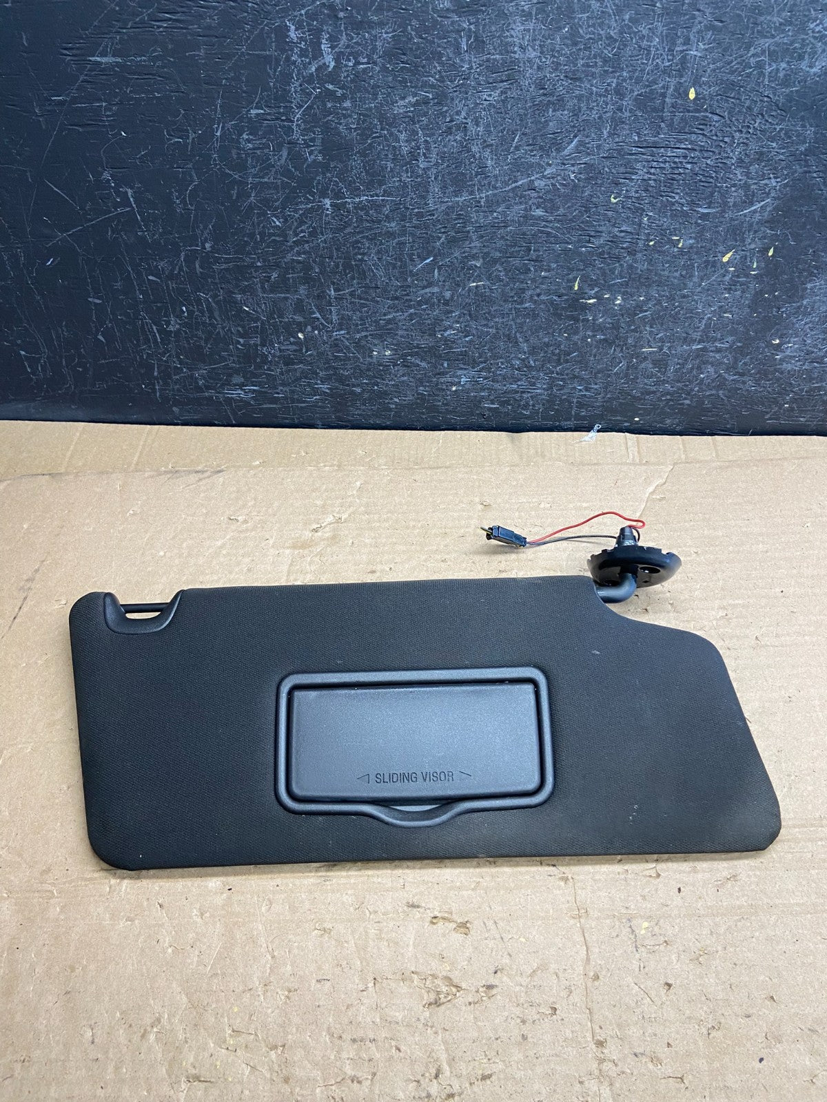 2011-2015 Ford Explorer Front Right Passenger Side Sun Visor Sunvisor AF23710