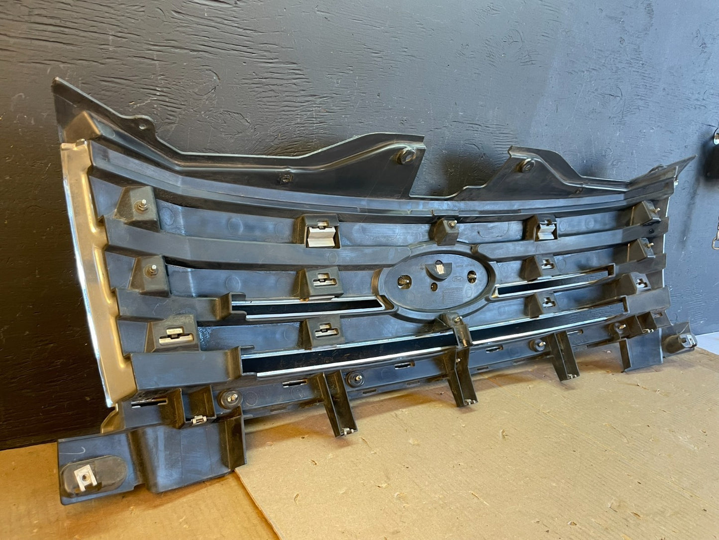 2007 2008 2009 2010 Ford Edge Front Upper Chrome Grill Grille Oem ab7885 DG8