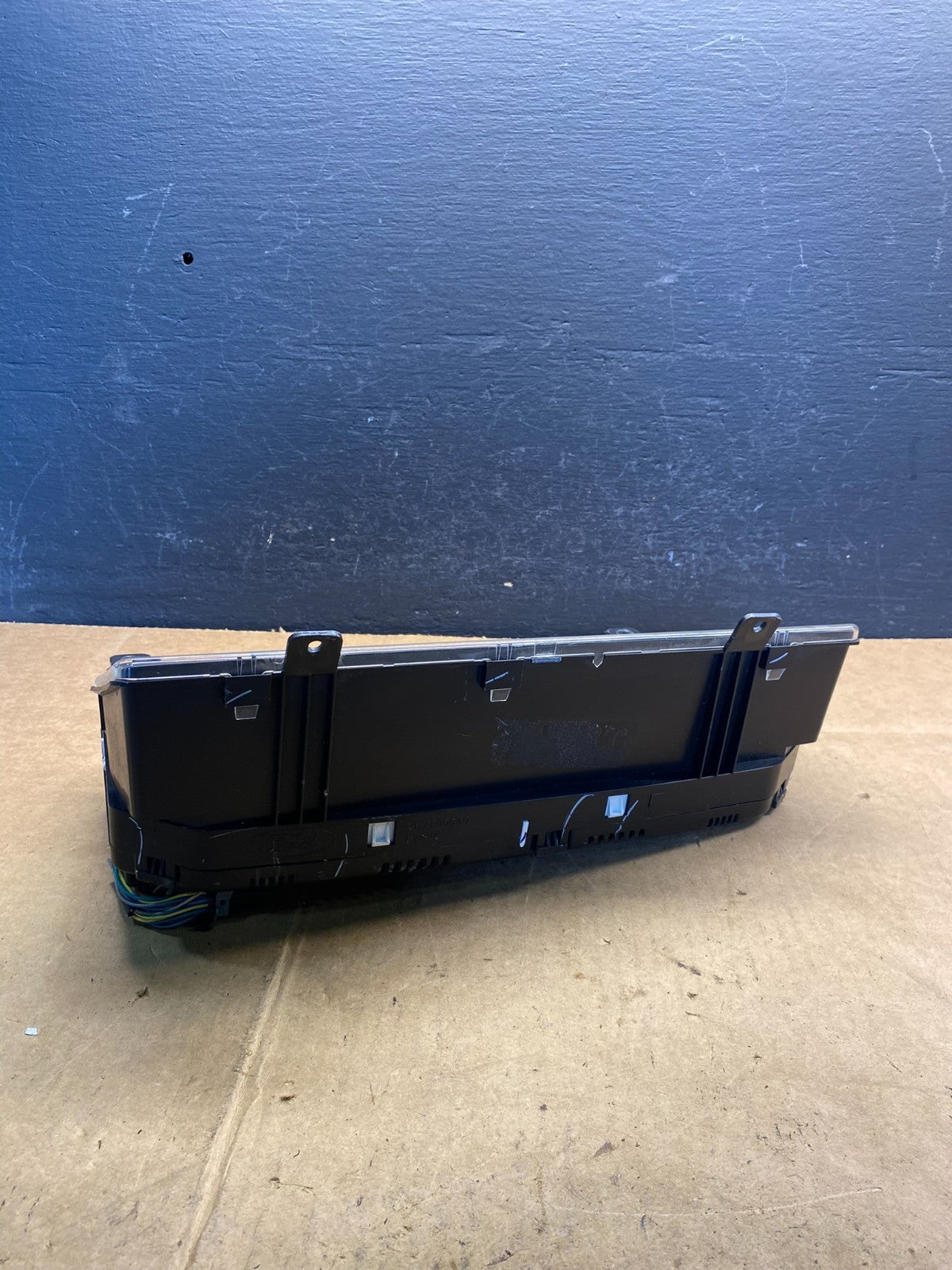 2007 to 2008 Lincoln Navigator Speedometer Gauge Cluster AD3710 DW3