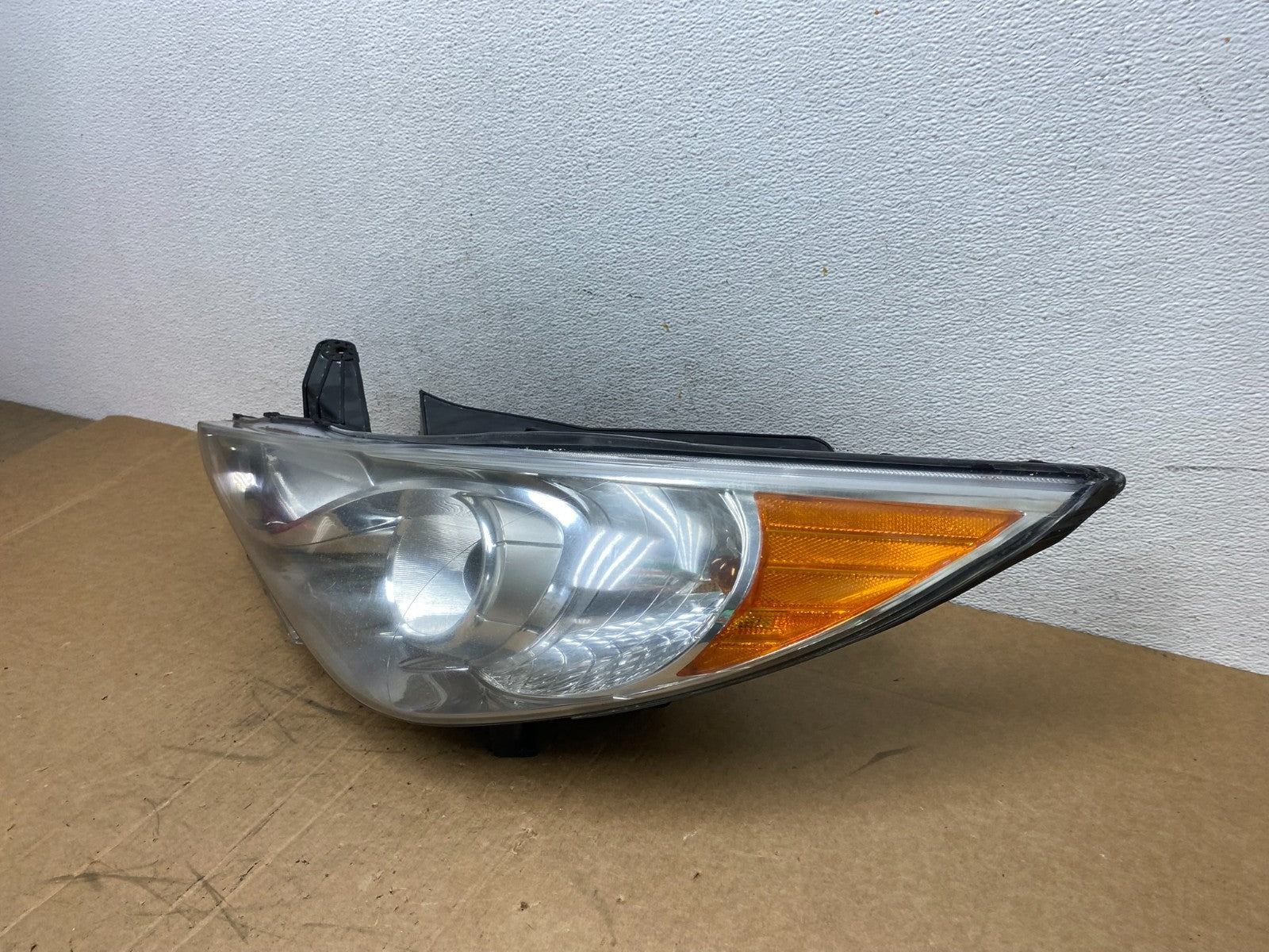 2011 - 2014 Hyundai Sonata Left Driver Lh Side Headlight Halogen AD6287 DW1