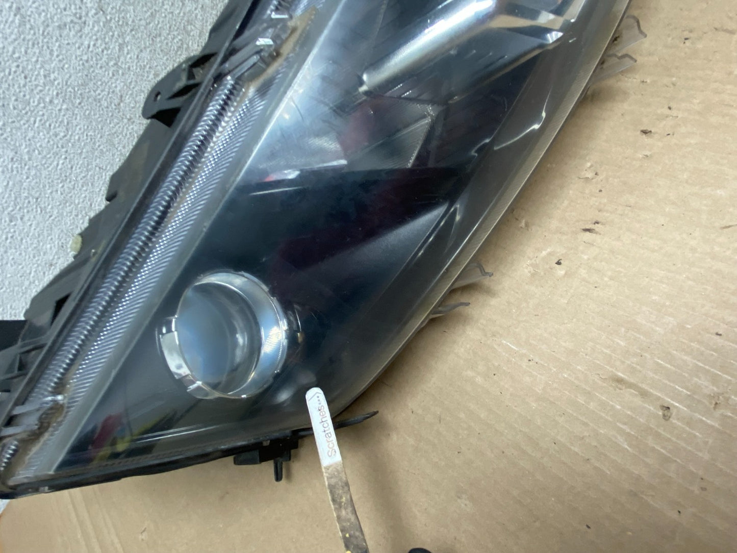 2010 2011 2012 Ford Fusion Right Passenger RH Headlight Halogen AG7925 DW3