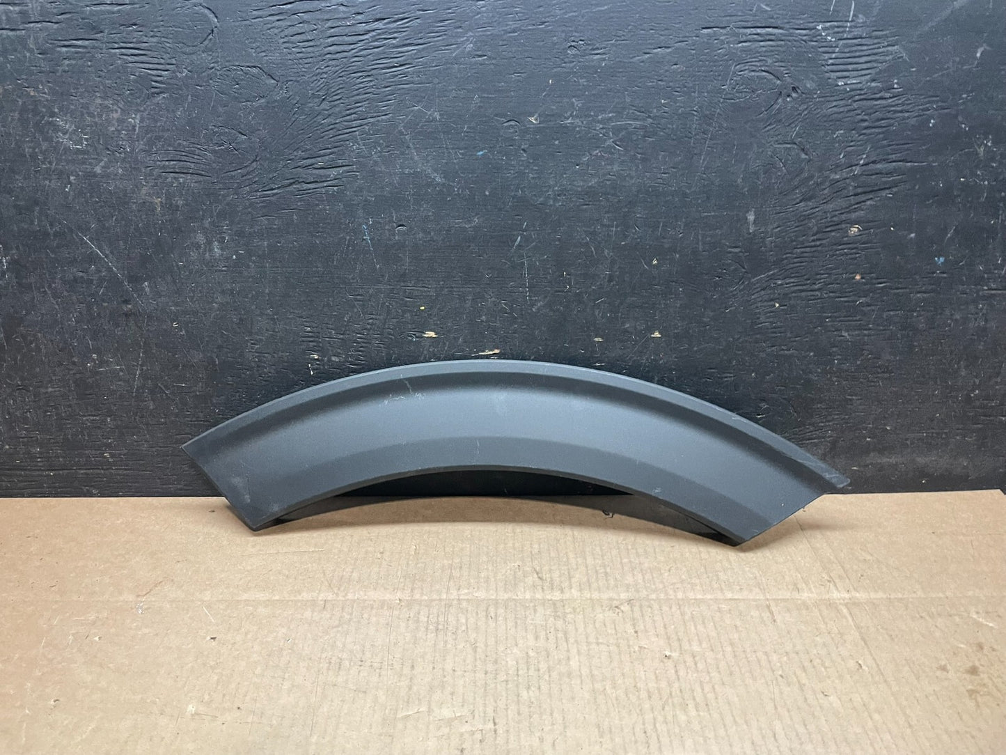 2020 to 2023 Ford Explorer Left LH Rear Side Fender Flare J3882 DG0