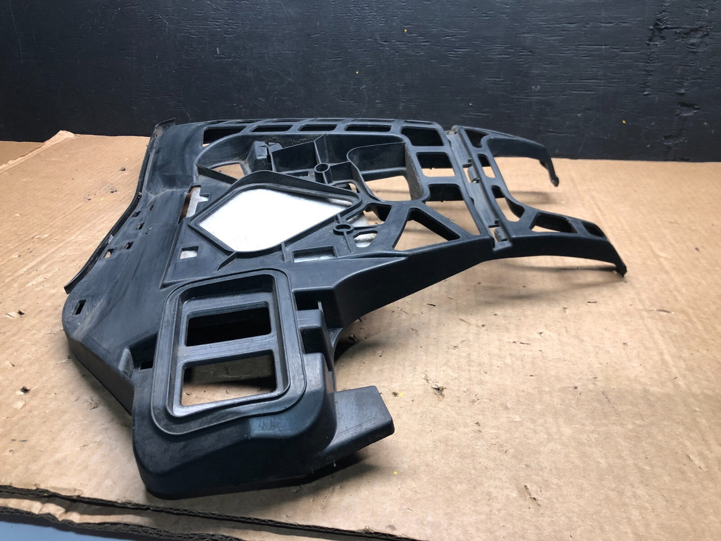 2007-2012 Mercedes GL450 X164 Rear Right Bumper Bracket Support Frame G36924