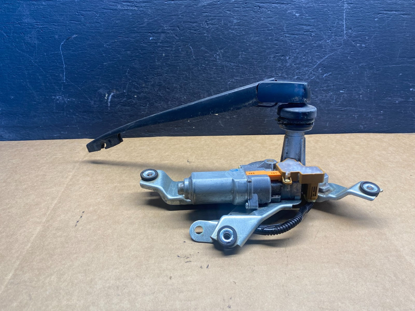 2007 to 2013 Acura Mdx Rear Liftgate Wiper Motor AD74591