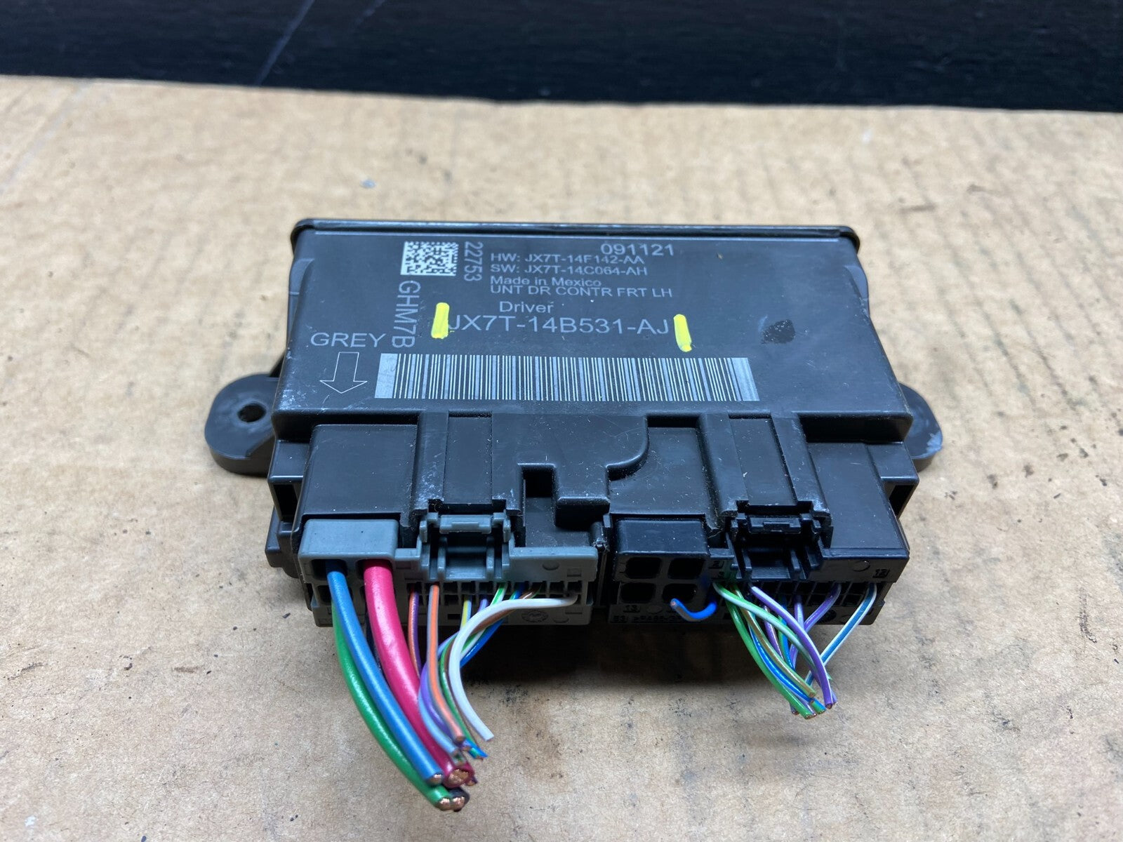 2020-2023 Ford Explorer Front Left Side Door Locking Control Module D2004 DG11