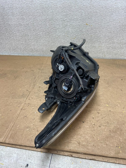 2010 - 2011 Toyota Prius Left Driver LH Halogen Headlight Oem Y7069 DW9