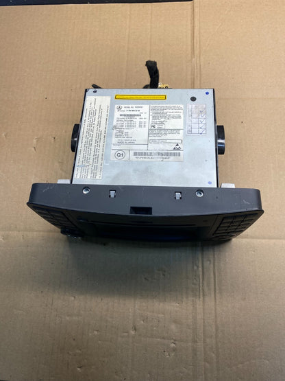 2006 2007 2008 Mercedes ML350 GL450 Radio Navigation Screen Display aa7304 DG4