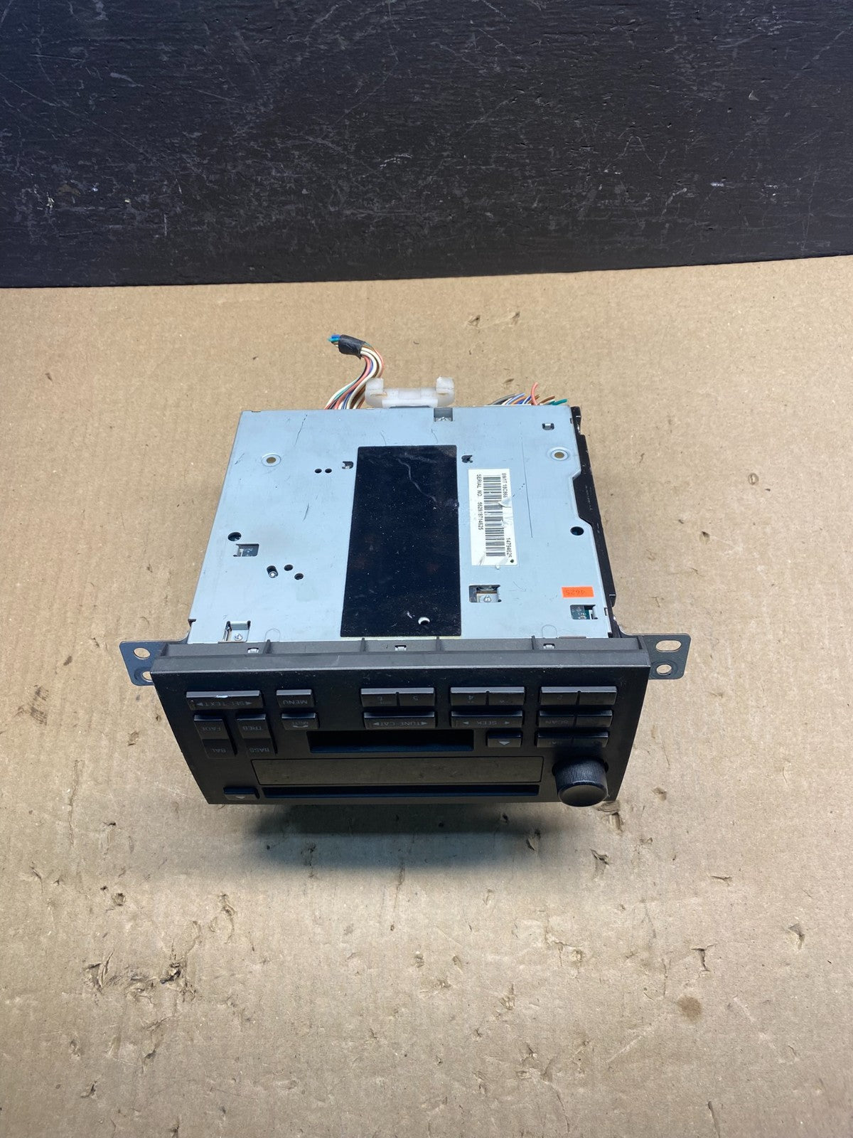 2003 - 2005 Lincoln Town Car RDS AM/FM Radio Tape CD Player ac8955 DG4