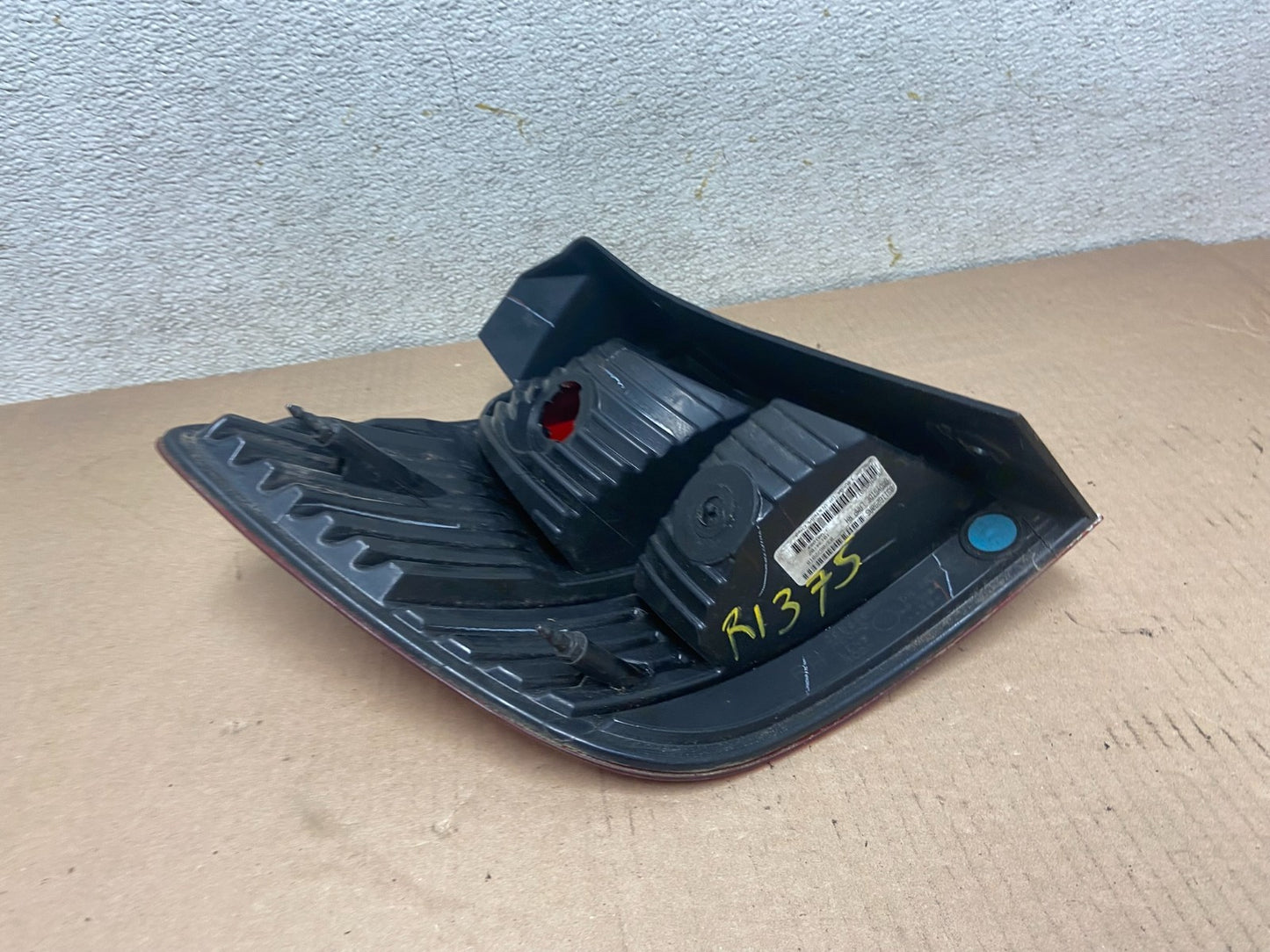 2009 - 2011 Dodge Journey Right Passenger Side Tail Light Oem R1375 DW5
