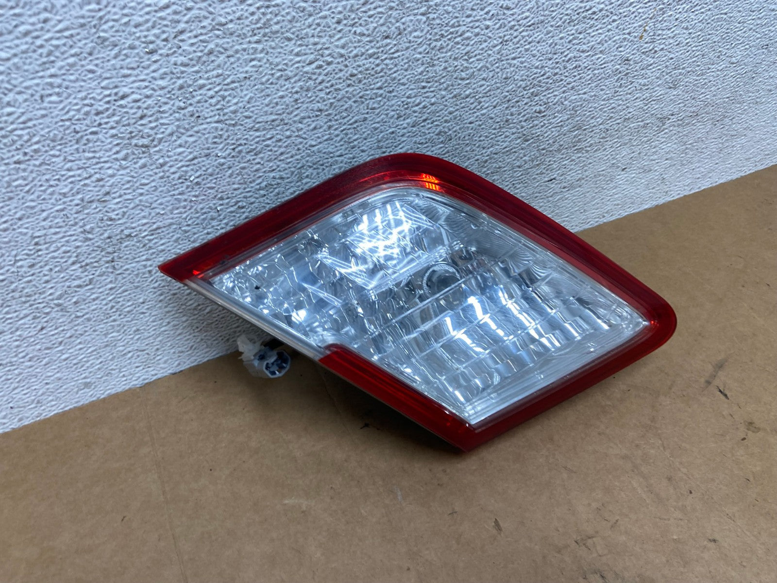 2007-2009 Toyota Camry Hybrid Left Driver LH Side Inner Tail Light AE3116 LK2