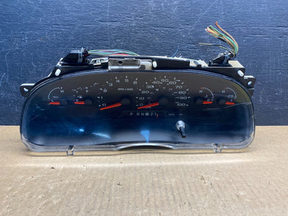 2006 Ford E350 Gauge Speedometer Cluster AG7422 DG0
