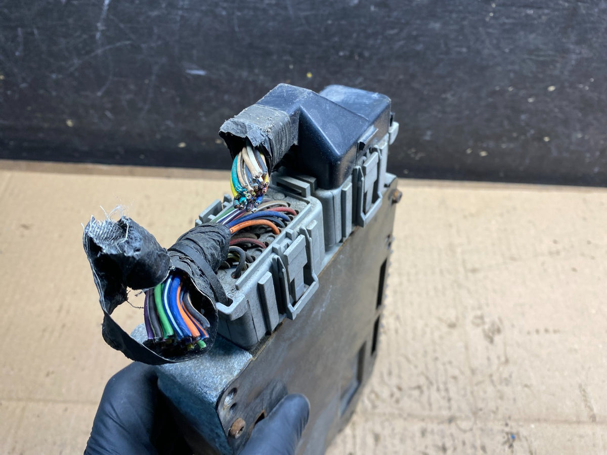 1999 Dodge Caravan Brain Computer Brain Engine Control ECU ECM V2393 DG2