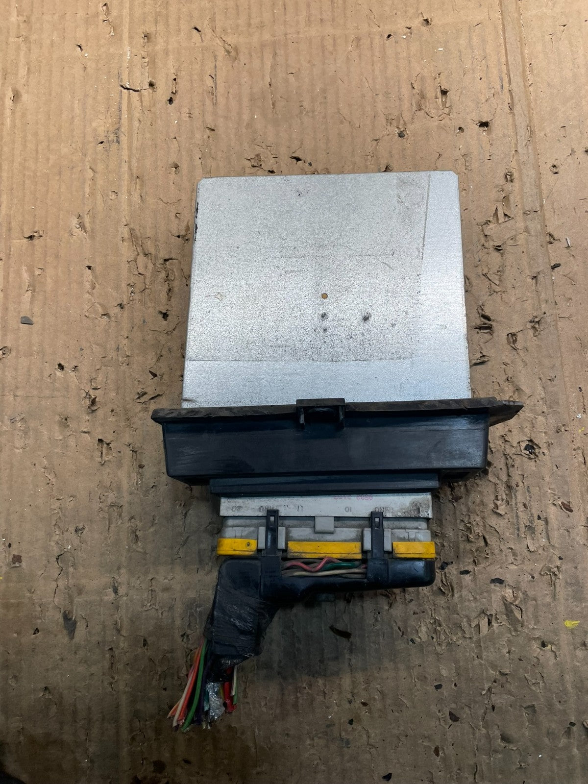 1995 Ford F150 F250 4.9L Engine Control Unit ECU Computer Module x4596 DG2