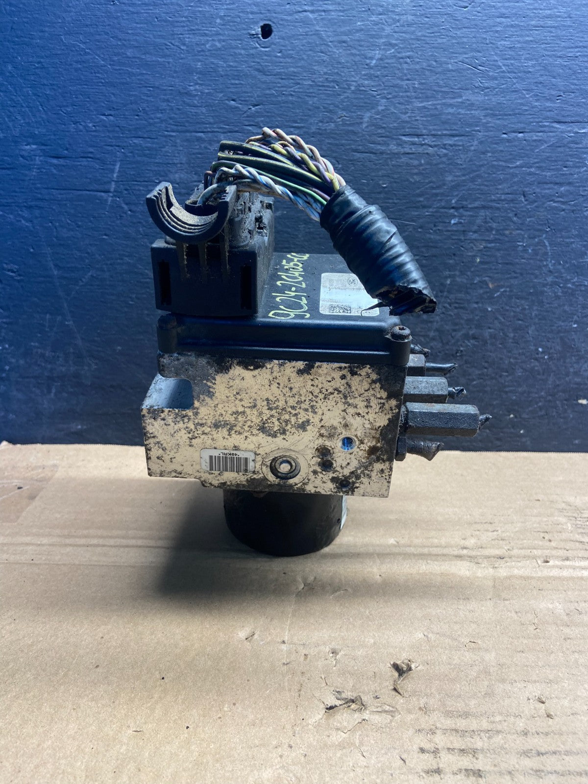 2009 Ford E-150 E150 E250 E350 ABS Anti-Lock Brake Pump Module AE2451 DG4